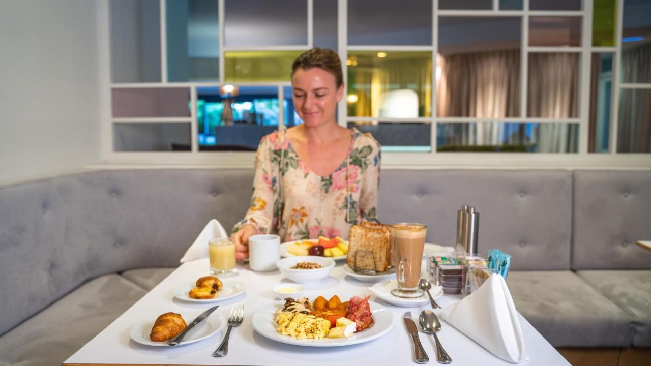 Scenic Hotel Marlborough Бленем Экстерьер фото